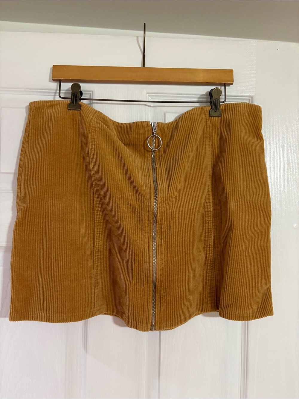 Forever 21 Camel Corduroy Front-Zip Mini Skirt